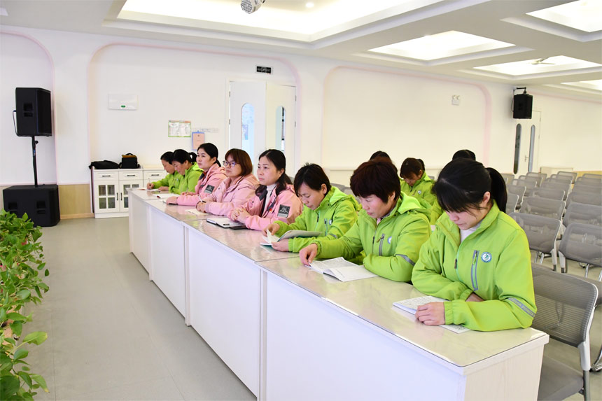爱与责任同行，平凡岗位绽放光彩——安幼教育集团迎松路分园保育员保育故事讲述比赛侧记