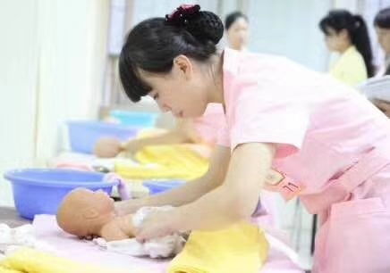 广州幼儿园、托儿所、早教机构保育员上岗证报名指南